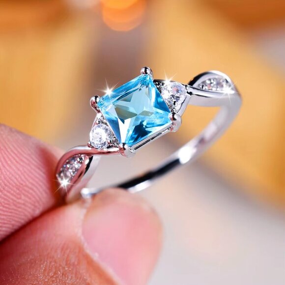 NEW 14k White Gold Blue Topaz Diamond Ring Princess Cut - Picture 1 of 4